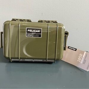 NEW Pelican 1050 Micro Case in Army Green